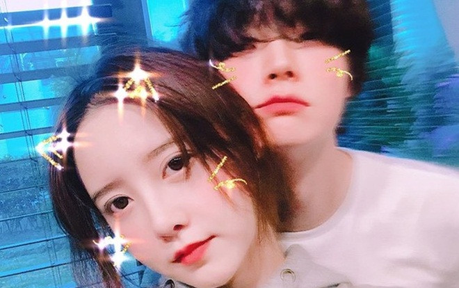 Sau tin đồn cặp đôi Song Song đổ vỡ, Goo Hye Sun - Ahn Jae Hyun khiến dân mạng lo lắng vì điều này? Ảnh 2