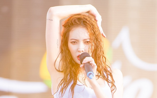 HyunA xác nhận tham dự WaterBomb 2019, 'nữ hoàng quyến rũ' sắp sửa quay lại và 'đốt cháy' mùa hè rồi đây! Ảnh 2
