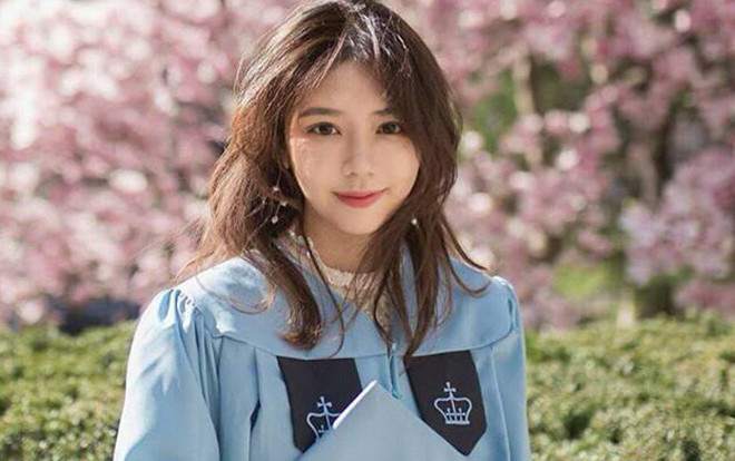 Nữ sinh Việt xinh đẹp có nụ cười tỏa nắng trên đất Pháp gây sốt dân mạng Ảnh 2