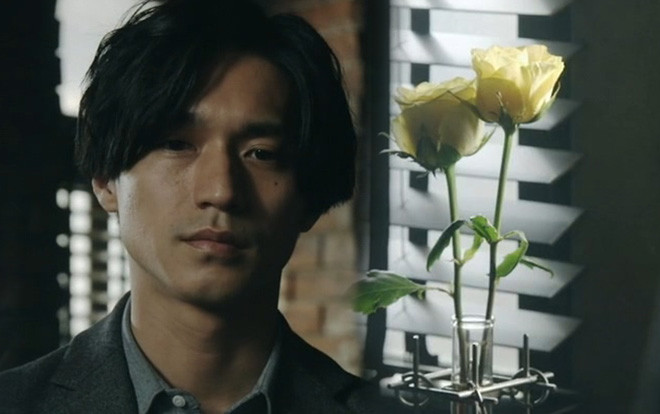 Hoa hồng vàng trong tập 9 'Trace ~ Kasouken no Otoko ~' có ý nghĩa như thế nào? Ảnh 2