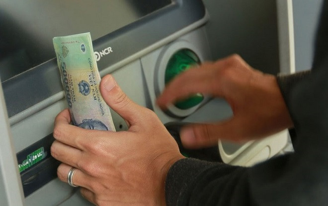 Vụ ngân hàng chuyển nhầm 5 tỷ: Thanh niên lấy tiền để mua nhà, mua xe Ảnh 2