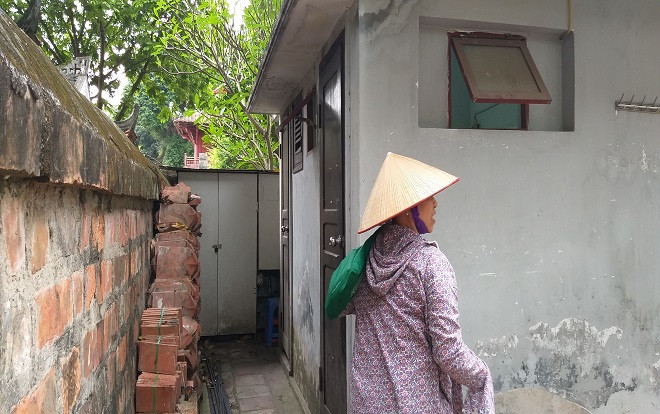 Hà Nội: Ông lão 81 tuổi sàm sỡ cô gái tâm thần bị bắt quả tang trong nhà vệ sinh vườn hoa Quốc Tử Giám Ảnh 2
