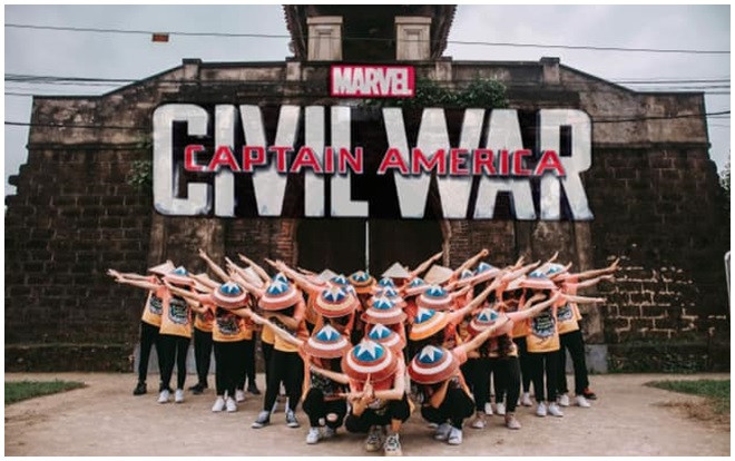 Bắt trend Endgame', bộ ảnh kỷ yếu của lớp học toàn fan Avengers gây sốt mạng xã hội Ảnh 2