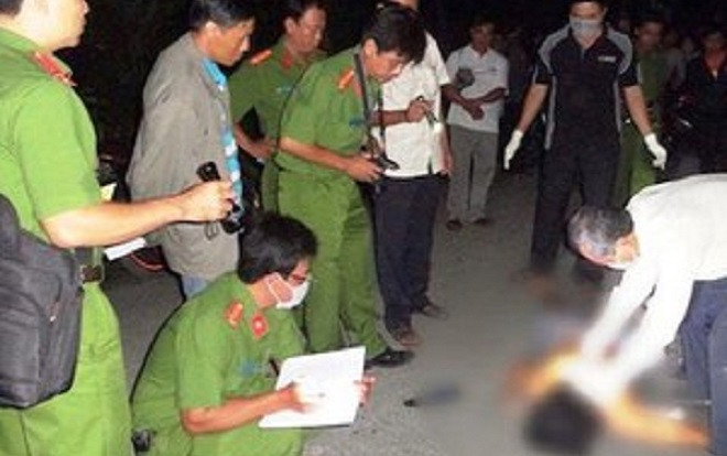 Mâu thuẫn tranh giành bạn gái, nam thanh niên bị đâm trúng ngực tử vong Ảnh 2