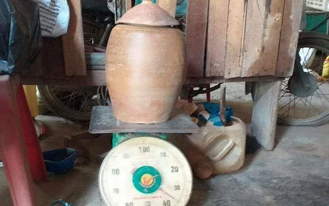 Nông dân đào được hũ tiền cổ 36 kg Ảnh 2