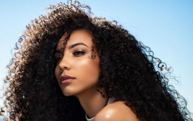 Nhan sắc của Hoa hậu Mỹ mới đăng quang: Dấu chấm hỏi chỉ chờ ‘bung lụa’? Ảnh 2