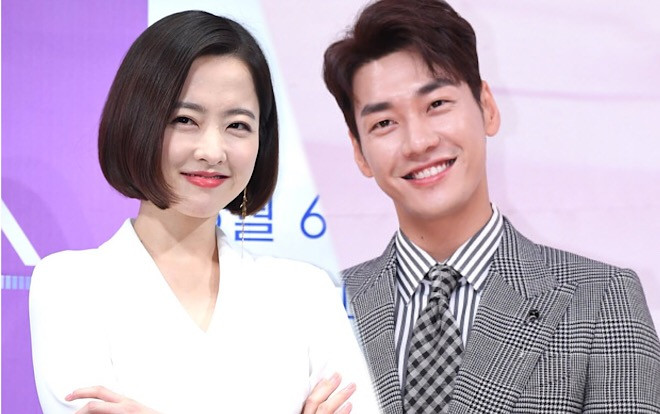 Là đối thủ cạnh tranh rating, 'người yêu màn ảnh' Park Bo Young - Kim Young Kwang nói gì về nhau? Ảnh 2