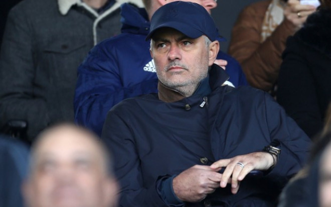 Nhân viên quét rác nổi tiếng vì giống Mourinho Ảnh 2