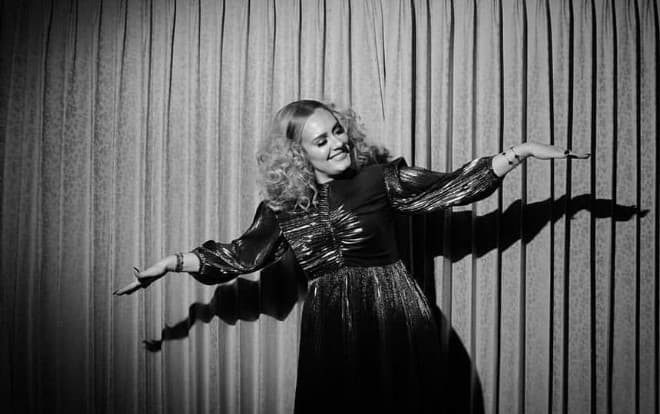 Cập nhật về album 30 của Adele: Tựa đề khác hoàn toàn truyền thống trước giờ, thể loại Drum & Bass có trái ý người mộ điệu? Ảnh 2