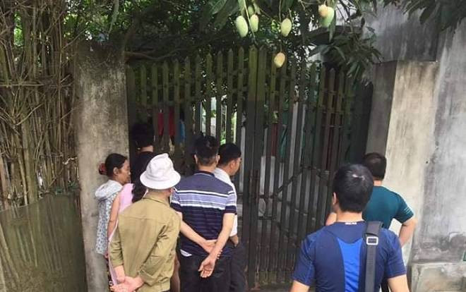 Bàng hoàng phát hiện chồng tử vong trong tư thế treo cổ, vợ nằm sấp dưới giường tại nhà riêng Ảnh 2