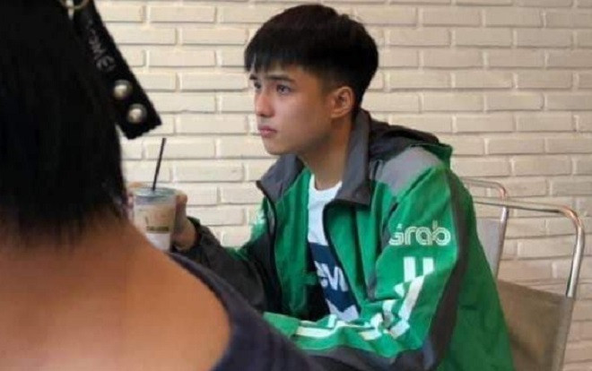 Bị chụp lén lúc đang uống trà sữa, chàng tài xế Grab 'gây bão' vì quá đẹp trai! Ảnh 2