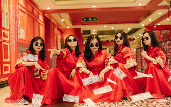 Kỷ yếu cực chất mang phong cách 'Bến Thượng Hải' giữa lòng Hạ Long khiến dân tình trầm trồ vì concept quá đỉnh Ảnh 2