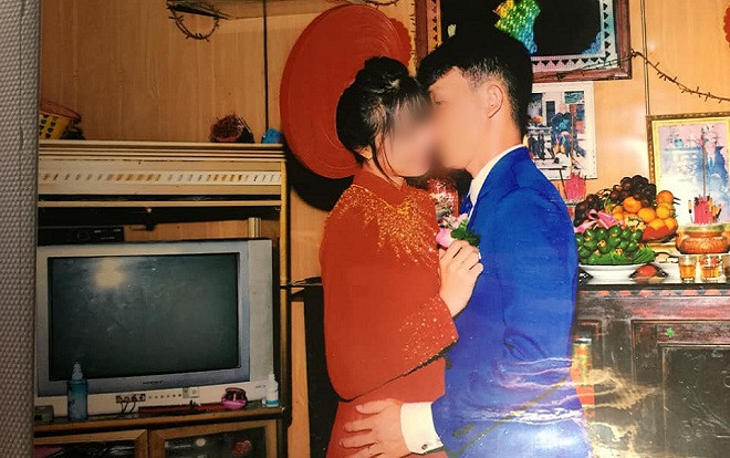 Vừa bực, vừa buồn cười với bộ ảnh cưới theo phong cách thập niên hồi đó của cô dâu Đồng Tháp Ảnh 2