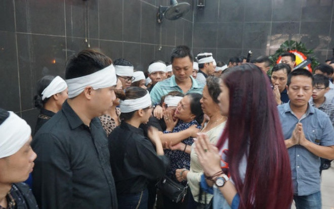 Khởi tố, bắt tạm giam tài xế lái Mercedes tông tử vong 2 phụ nữ ở hầm Kim Liên Ảnh 2