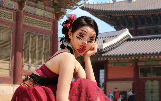 Dain Yoon - Thánh trang điểm có tài 'hô quỷ nhập thần' gây ám ảnh Ảnh 2