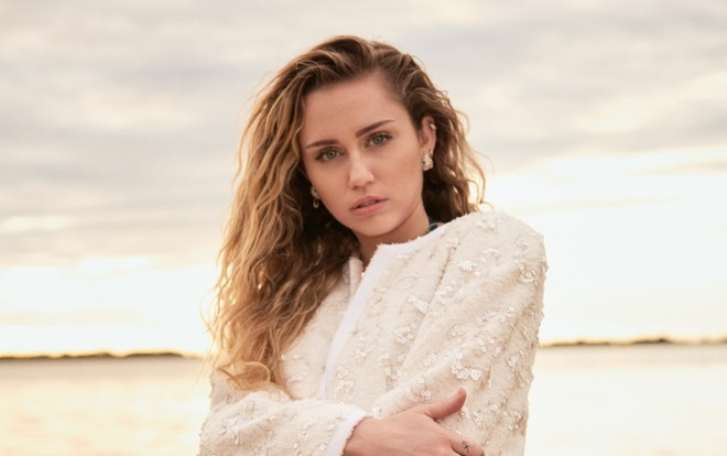 Album thứ 7 của Miley Cyrus có gì: Thời điểm, tựa đề lead single, mọi thứ dần hé lộ Ảnh 2