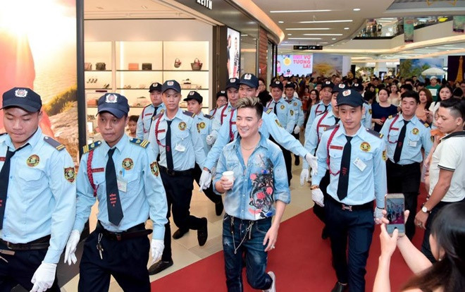 Đang giữa ‘tâm bão’, Đàm Vĩnh Hưng lên tiếng ám chỉ: Phải đợi đến khi cháy nhà thì ổ chuột mới lòi mặt ra Ảnh 2