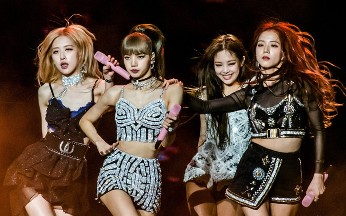 Cư dân mạng phản ứng thế nào trước thông tin Việt Nam chính thức đăng cai tổ chức Asia Artist Awards 2019 tại Hà Nội?