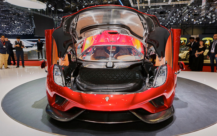 Siêu xe đắt hơn cả Lamborghini này vừa diện kiến giới siêu giàu Hồng Kông Ảnh 2