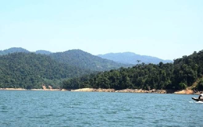 Tá hỏa phát hiện bộ xương người không đầu không chân ở lòng hồ thủy điện sông Tranh 2 Ảnh 2