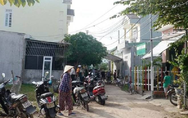 Hé lộ nguyên nhân vợ chồng giáo viên về hưu tử vong trong ngôi nhà khóa kín cửa với nhiều vết máu trên người Ảnh 2