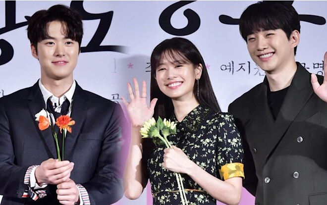 Lee Junho, Jung So Min và Gong Myung rạng rỡ tại họp báo phim điện ảnh 'Homme Fatale' Ảnh 2