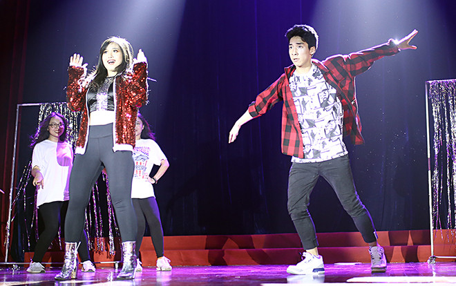 Amser bùng nổ với những màn vũ đạo đẹp mắt như kéo cả thanh xuân ùa về trong Ngày Hội Anh Tài 2019 Ảnh 2