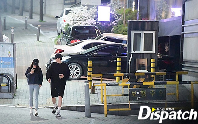 Dispatch tung loạt ảnh hẹn hò của So Ji Sub và bạn gái phóng viên kém 17 tuổi Ảnh 2