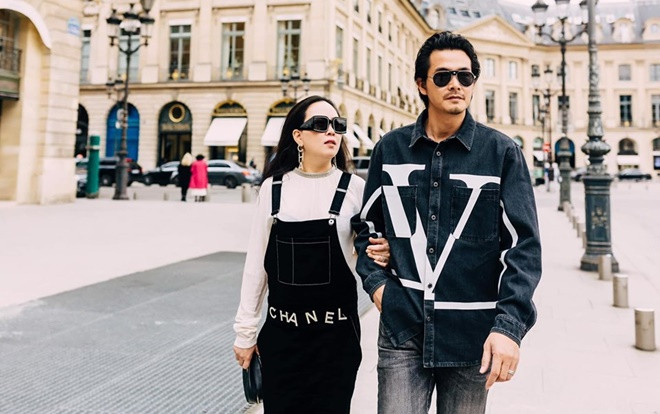Quách Ngọc Ngoan khoe ảnh ngọt ngào bên 'máy bay bà già' Phượng Chanel ở Paris Ảnh 2