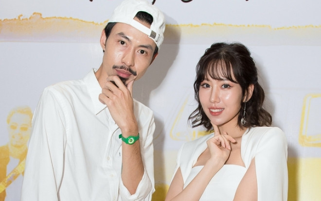 Màn live đầu tiên của 'Bài này chill phết': Còn ai dám hoài nghi về sự kết hợp mới lạ giữa Đen Vâu và Min? Ảnh 2