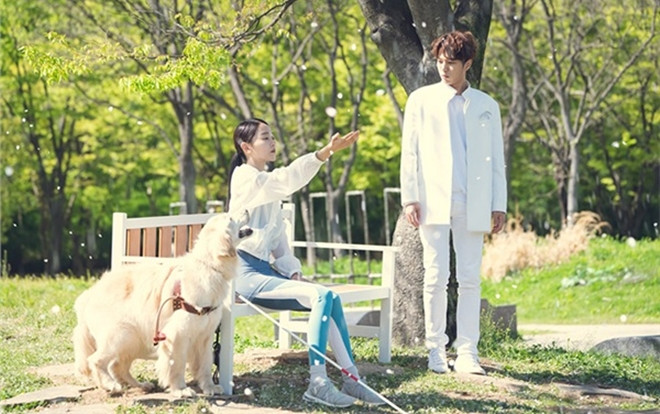 Hé lộ lần đầu gặp gỡ đầy lãng mạn giữa 'thiên thần' L và nàng Hye Sun trong trailer tập 1 ‘Sứ mệnh cuối của thiên thần' Ảnh 2