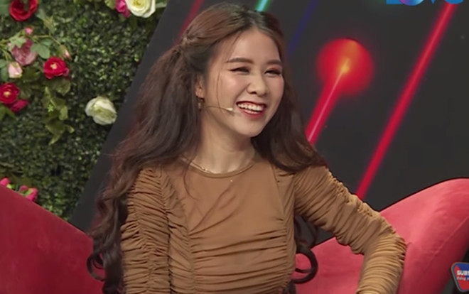 Xuất hiện trong chương trình hẹn hò, cô gái Nghệ An xinh đẹp gây ấn tượng khiến MC Nam Thư cũng phải bất ngờ Ảnh 2