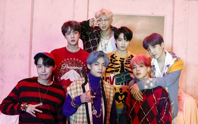 Sau hơn 1 tháng phát hành, 'Boy With Luv' (BTS) tiếp tục đem về những thành tích và kỷ lục gì trên Billboard? Ảnh 2