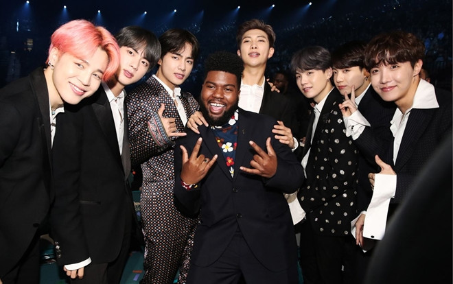 BTS hợp tác cùng nhạc sĩ người Mỹ Khalid: Sẽ có một hit 'khủng' ra mắt trong năm nay? Ảnh 2