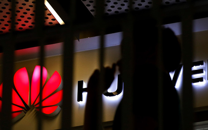Vận đen của Huawei: Đây là tất cả các ông lớn công nghệ tuyên bố “nghỉ chơi” cùng hãng này Ảnh 2