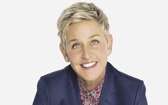 Nữ MC đồng tính thành danh nhất thế giới Ellen DeGeneres: Từng làm đủ nghề để kiếm sống, bị cha dượng lạm dụng tình dục Ảnh 2
