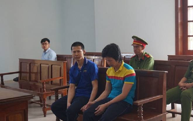 Hai chú ruột dụ dỗ cháu gái 14 tuổi làm chuyện 'người lớn' suốt 2 năm Ảnh 2