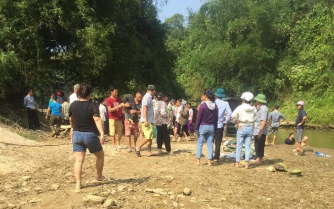 Rủ nhau ra suối tắm ngày nắng nóng, 4 học sinh lớp 6 đuối nước thương tâm Ảnh 2