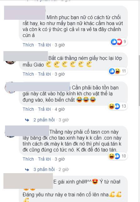 Nam Sinh Cầm Hoa Tỏ Tình Với Crush Dịp Cuối Năm Học Nhưng Bị Từ Chối, CĐM Lại Thán Phục Cách Hành Xử Của Nữ Sinh Nam Sinh Cầm Hoa Tỏ Tình Với Crush Dịp Cuối Năm Học Nhưng Bị Từ Chối, CĐM Lại Thán Phục Cách Hành Xử Của Nữ Sinh
