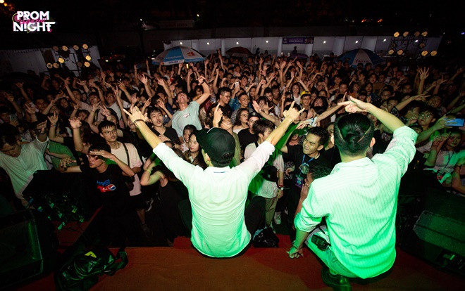 Sinh viên PTIT ngược chiều về quá khứ mộng mơ, bùng cháy hết mình trong đêm prom cuối năm Ảnh 2