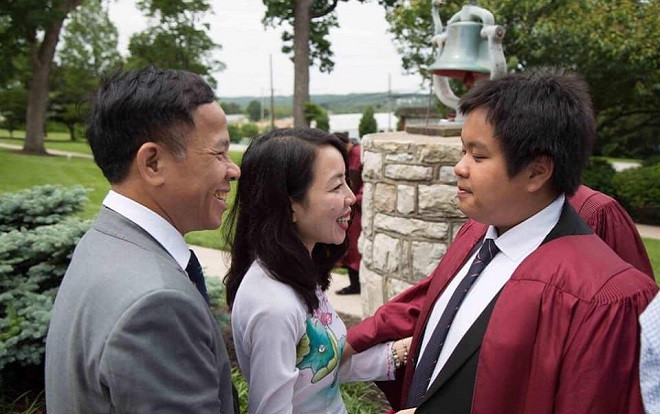 Thần đồng Đỗ Nhật Nam tốt nghiệp THPT tại Mỹ với hàng loạt thành tích cao Ảnh 2