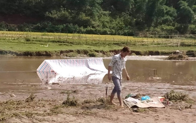 Đôi vợ chồng trẻ bị điện giật tử vong thương tâm trong lúc ra đồng gặt lúa Ảnh 2