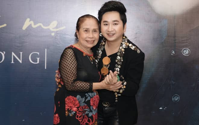 Bằng Cường xúc động khi nhớ về mẹ trong họp báo ra mắt MV mới kể về tình mẫu tử thiêng liêng Ảnh 2