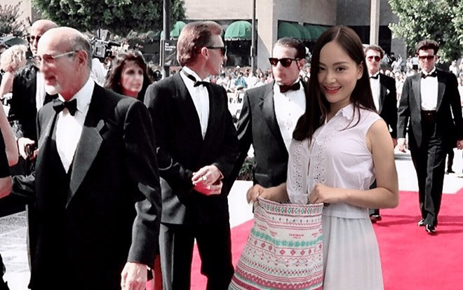 Không cần tốn tiền khủng cho quần áo, Lan Phương xuất hiện trên thảm đỏ Cannes theo cách 'bá đạo' Ảnh 2