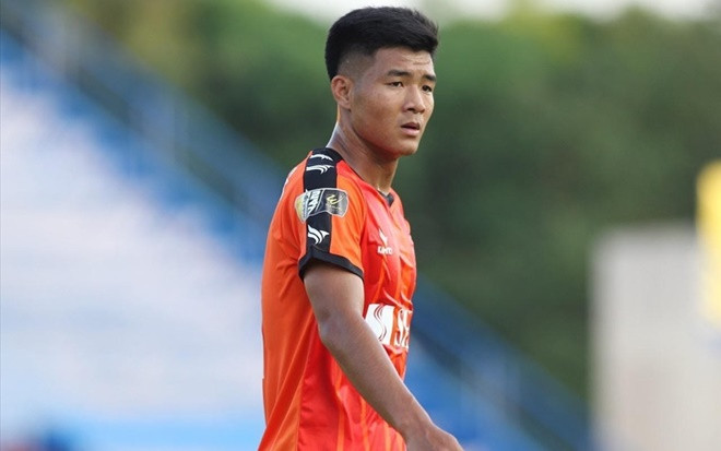 Clip: Cận cảnh Hà Đức Chinh ghi bàn giúp Đà Nẵng đánh bại TPHCM Ảnh 2