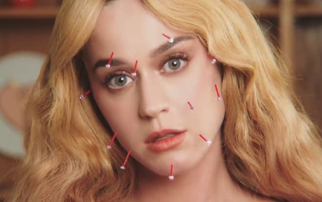 Katy Perry chính thức comeback với MV Never Really Over: Hình ảnh ấn tượng, nội dung khó hiểu và khả năng thành hit không cao Ảnh 2