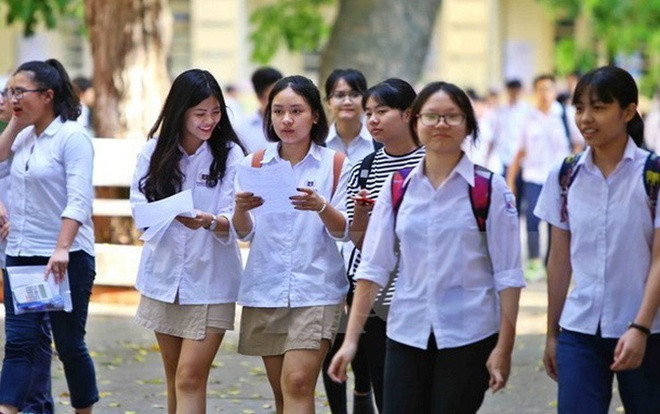 Hàng trăm ngàn thí sinh thi vào lớp 10 THPT công lập Hà Nội, TP HCM ngày mai Ảnh 2
