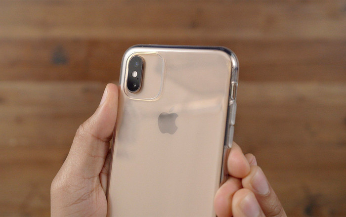 Rò rỉ ốp lưng 3 chiếc iPhone 2019: Đều có cụm camera vuông ở mặt lưng, nút tắt âm được thiết kế lại Ảnh 2