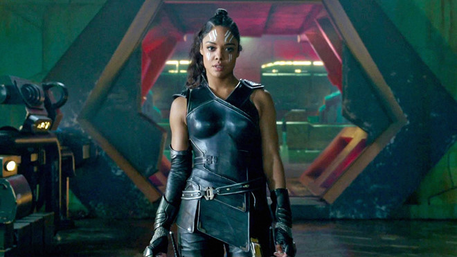 Có vẻ 'mối tình bách hợp' giữa Captain Marvel và Valkyrie sẽ nhanh chóng xuất hiện trong Phase 4 của MCU thôi!