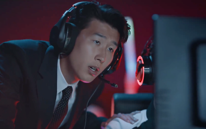Thua chung kết C1, Son Heung Min đi làm game thủ chuyên nghiệp Ảnh 2